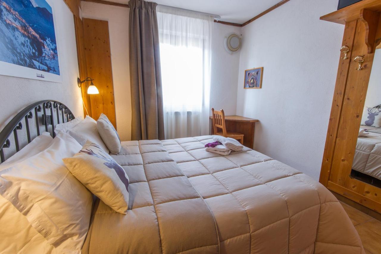 Hotel Iris Pescasseroli Ngoại thất bức ảnh