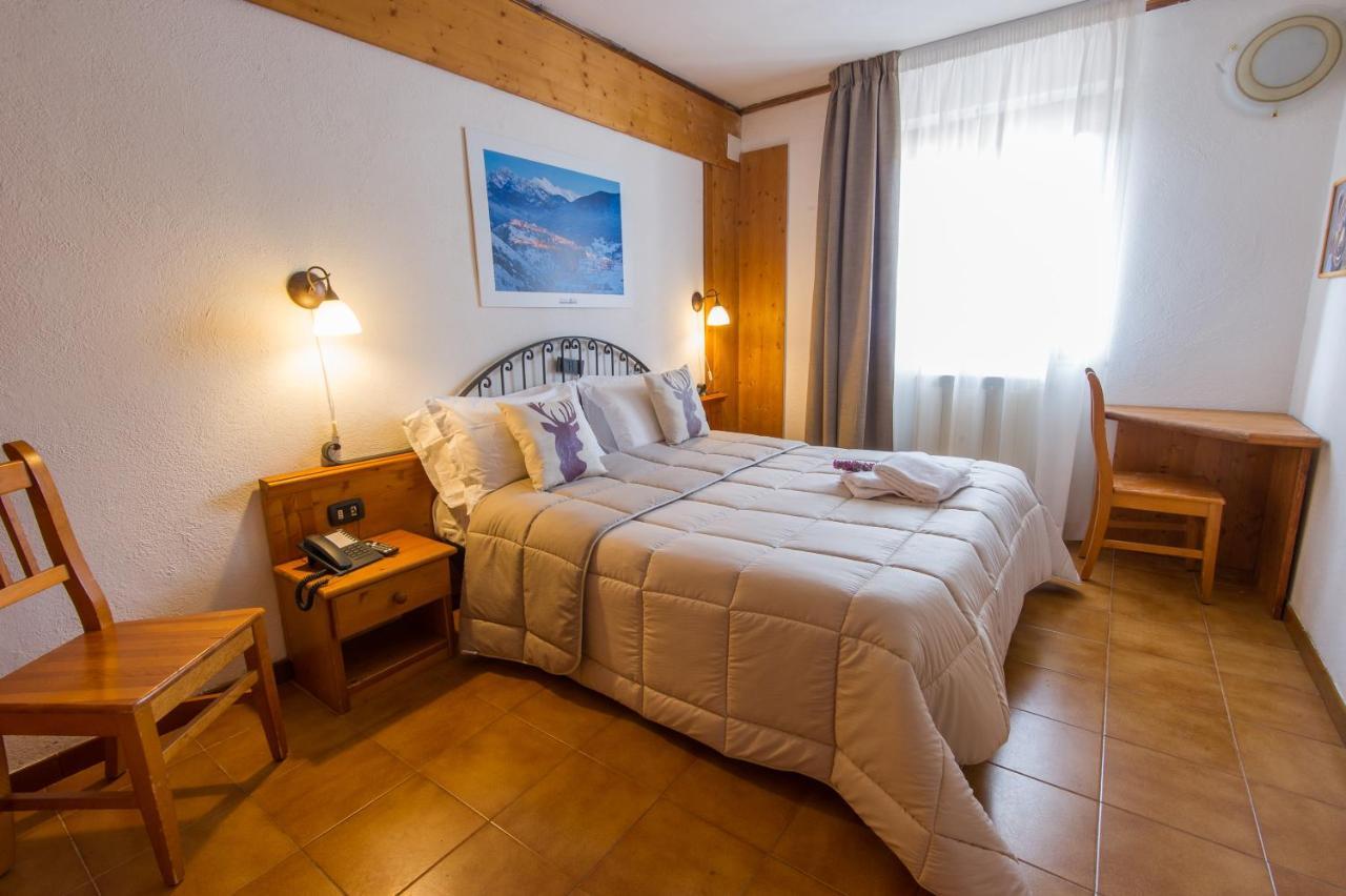Hotel Iris Pescasseroli Ngoại thất bức ảnh
